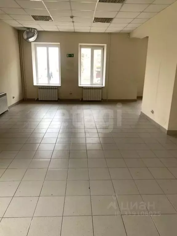Помещение свободного назначения в Саратовская область, Энгельс ул. ... - Фото 1