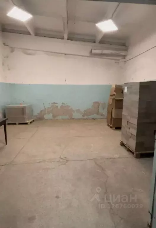 Торговая площадь в Калужская область, Обнинск Киевское ш., 31 (35 м) - Фото 1