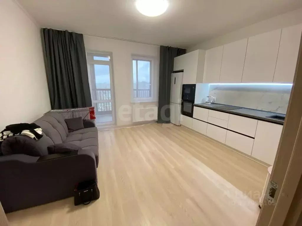 Студия Санкт-Петербург просп. Авиаконструкторов, 61 (25.0 м) - Фото 1