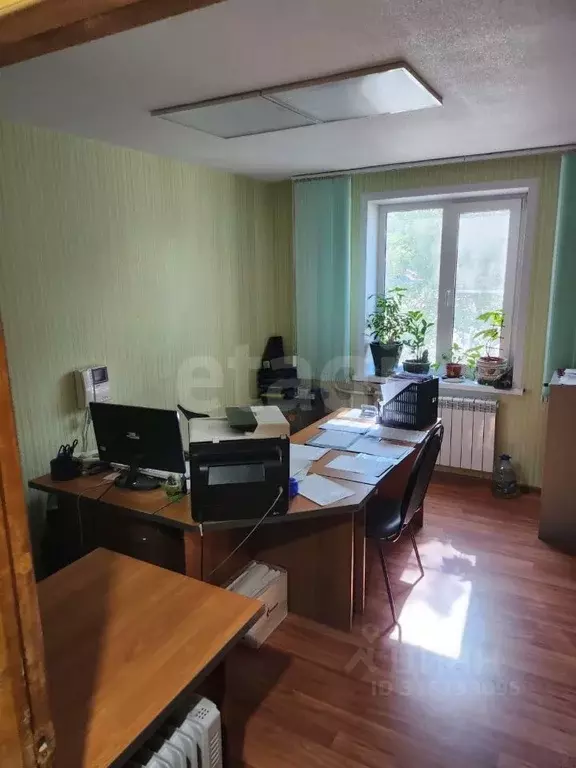 Офис в Коми, Усинск Возейская ул., 17 (102 м) - Фото 1