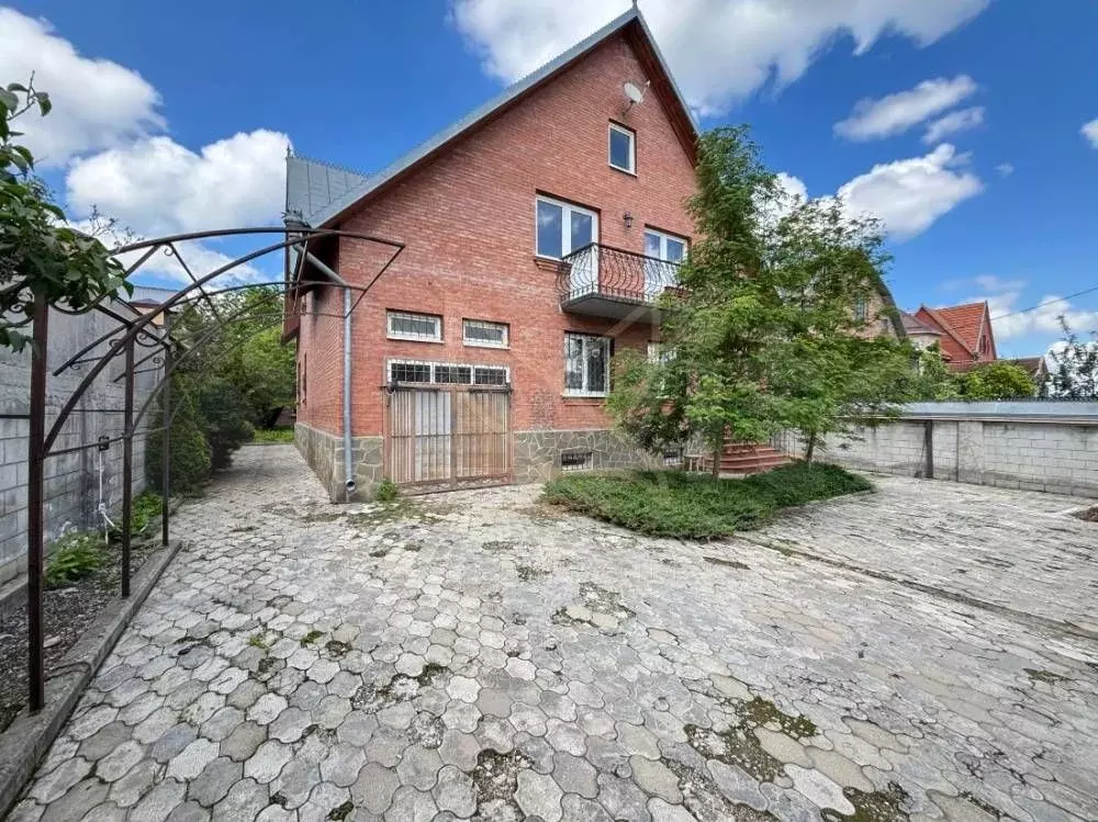 Дом 360 м на участке 8,3 сот. - Фото 0