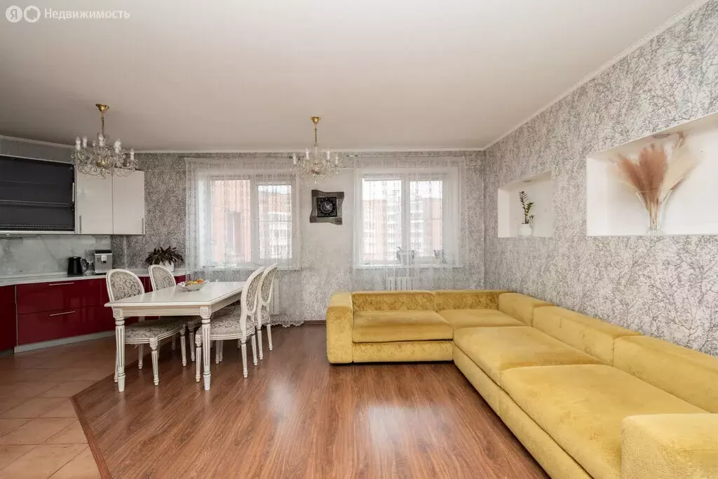 3-комнатная квартира: Иркутск, улица Рабочего Штаба, 1/4 (130.4 м) - Фото 2