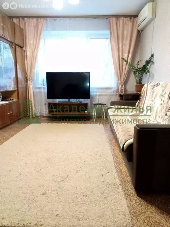 3-комнатная квартира: Саратов, Центральная улица, 6 (64.9 м) - Фото 1