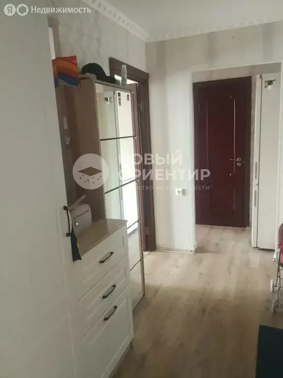 4-комнатная квартира: Узловая, улица Гагарина, 25 (90.2 м) - Фото 1