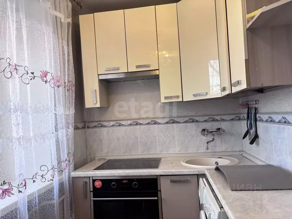 2-к кв. Иркутская область, Иркутск ул. Карла Либкнехта, 180 (40.9 м) - Фото 1