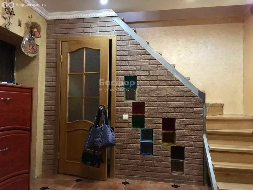 Дом в Феодосия, улица 1 Мая, 35 (183 м) - Фото 1