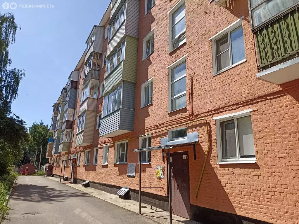 2-комнатная квартира: Ефремов, улица Словацкого Восстания, 21 (43.3 м) - Фото 1