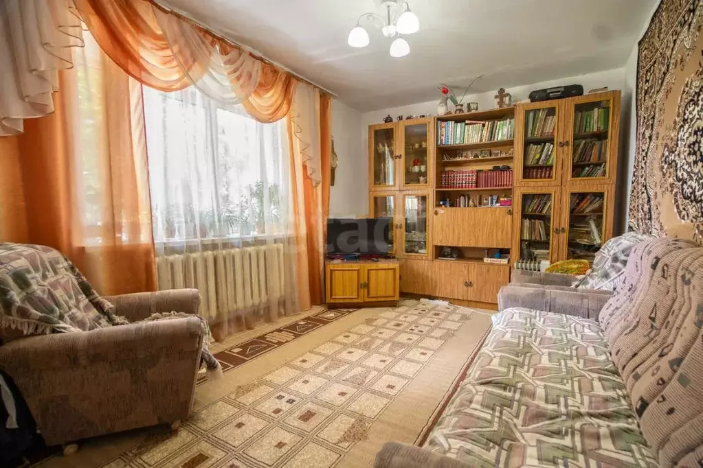 2-к кв. Томская область, Шегарское с/пос, с. Мельниково ул. Школьная, ... - Фото 1