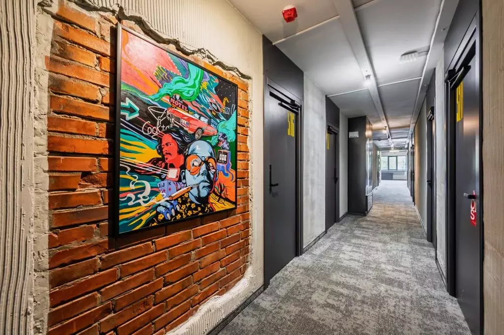 1-к кв. Свердловская область, Екатеринбург ул. Комвузовская, 21В (18.0 ... - Фото 2