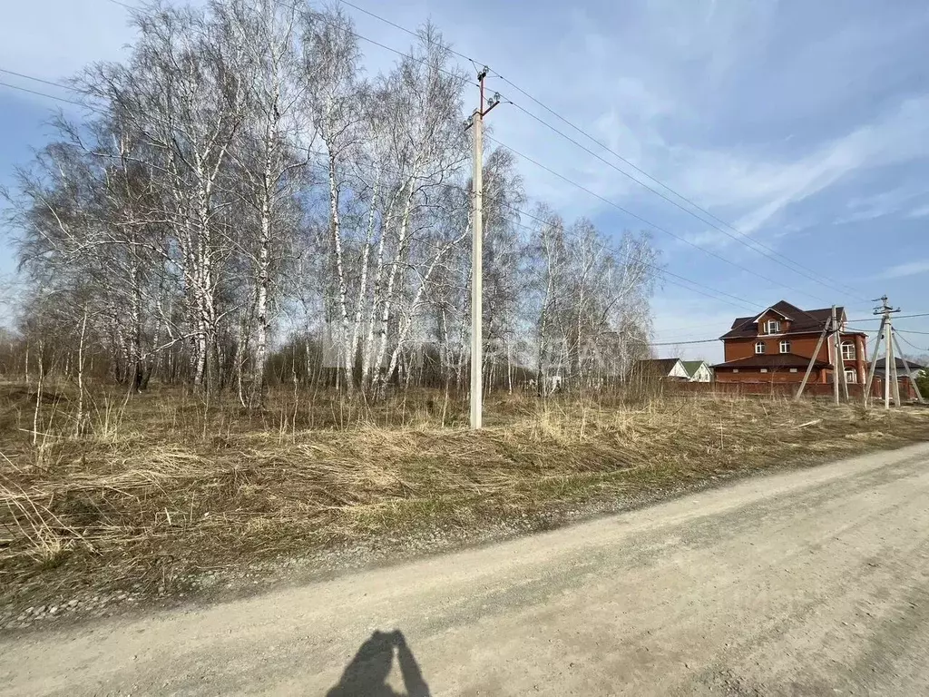 Участок в Новосибирская область, Новосибирск 2-й Биатлонный пер., 6 ... - Фото 0