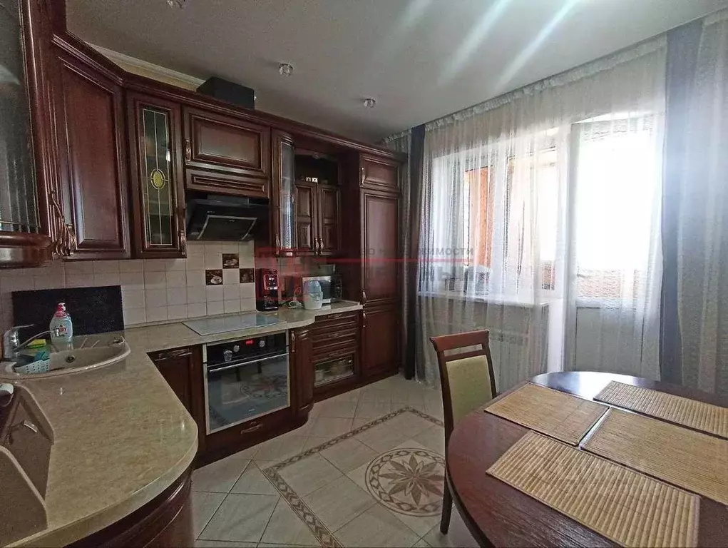 3-к кв. Белгородская область, Старый Оскол Степной мкр, 6 (83.3 м) - Фото 1
