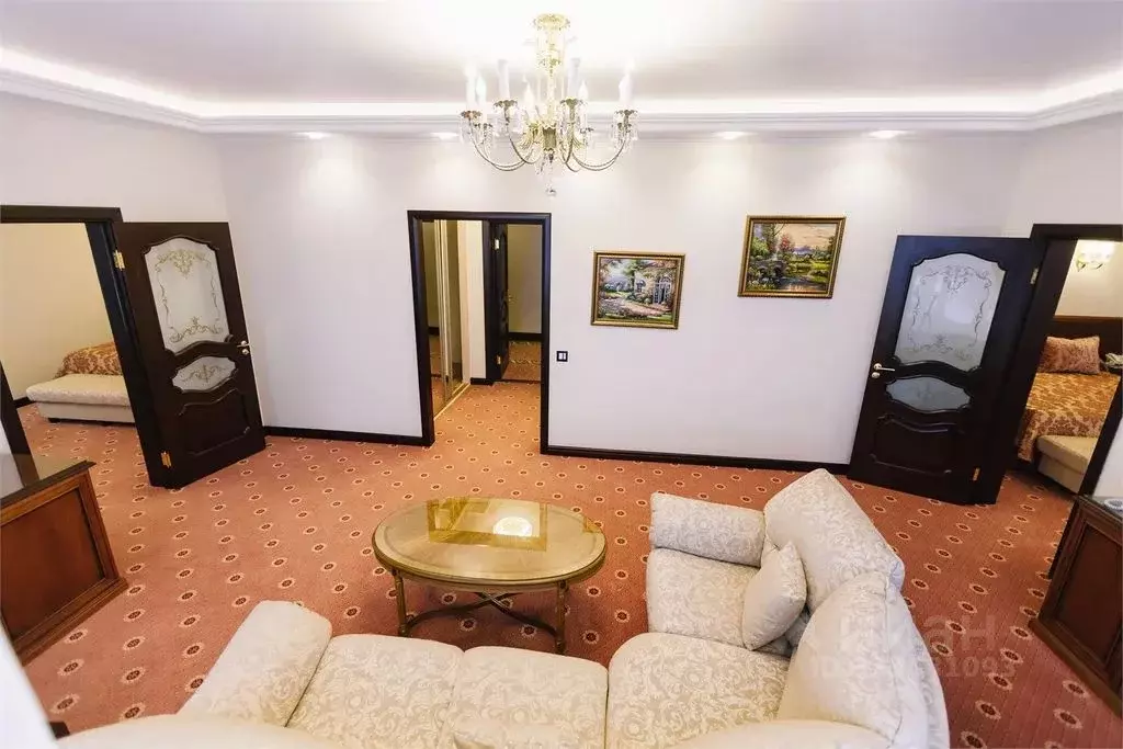 Комната Тюменская область, Тобольск Октябрьская ул., 20 - Фото 0