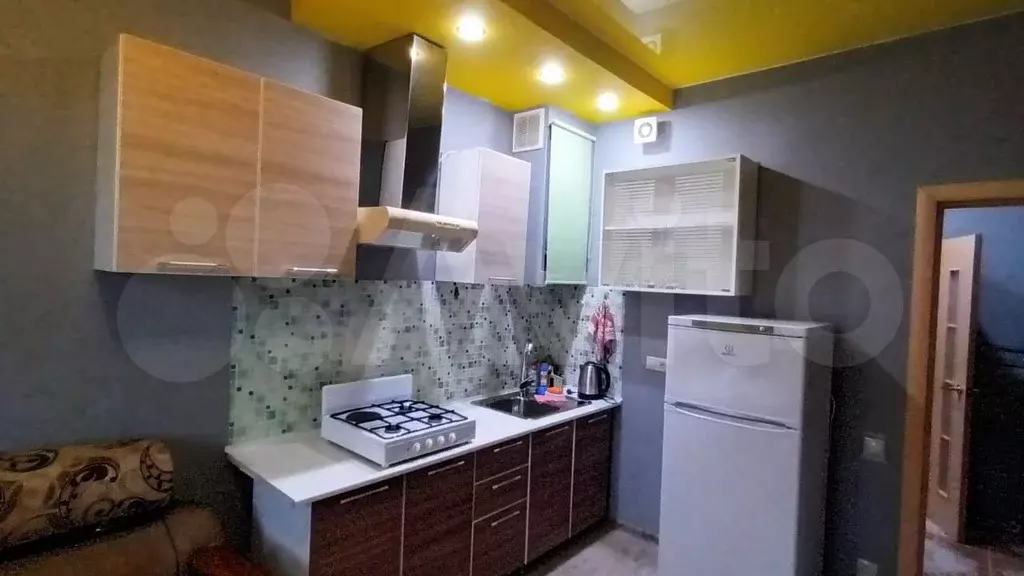 2-к. квартира, 55 м, 1/6 эт. - Фото 1