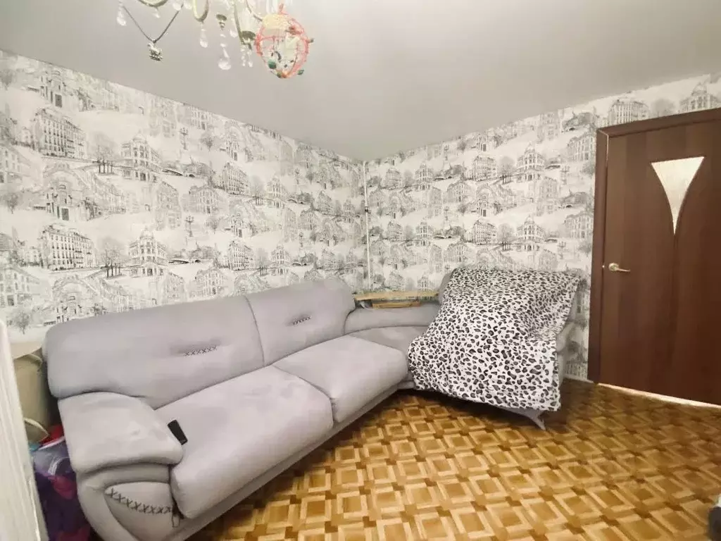 2-к кв. Саратовская область, Энгельс Петровская ул., 100 (47.8 м) - Фото 0