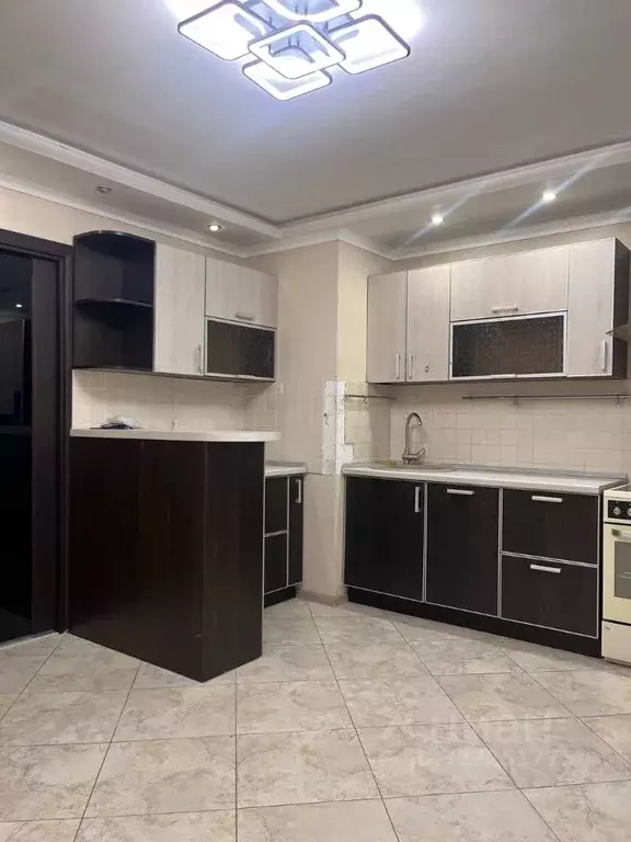 3-к кв. Омская область, Омск Омская ул., 117/2 (81.3 м) - Фото 2