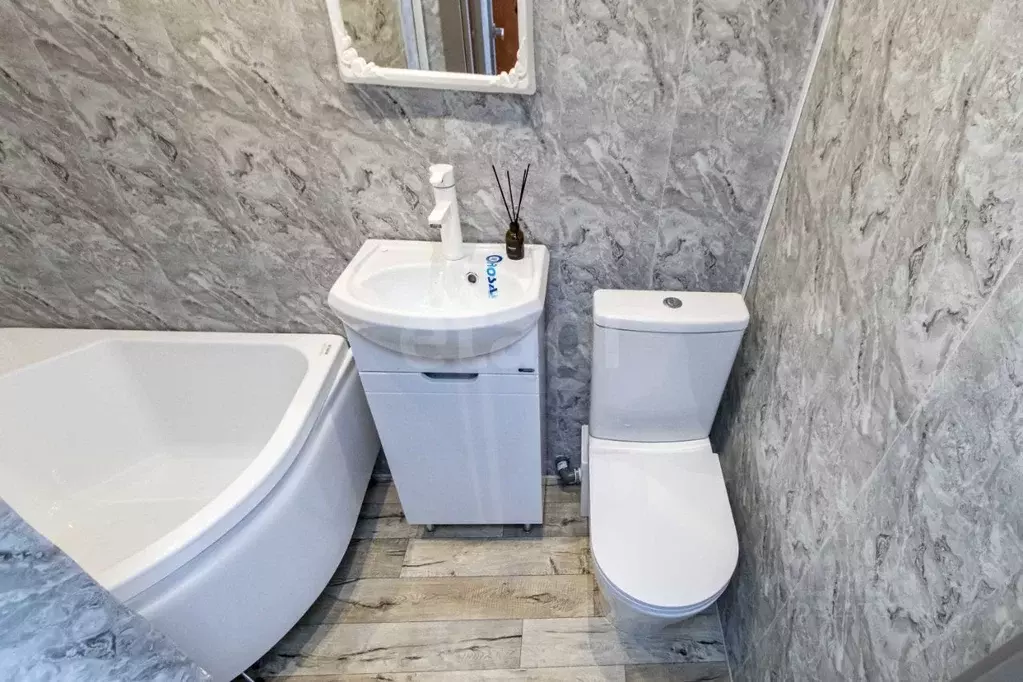 Комната Тюменская область, Тюмень ул. Котовского, 13 (18.0 м) - Фото 1