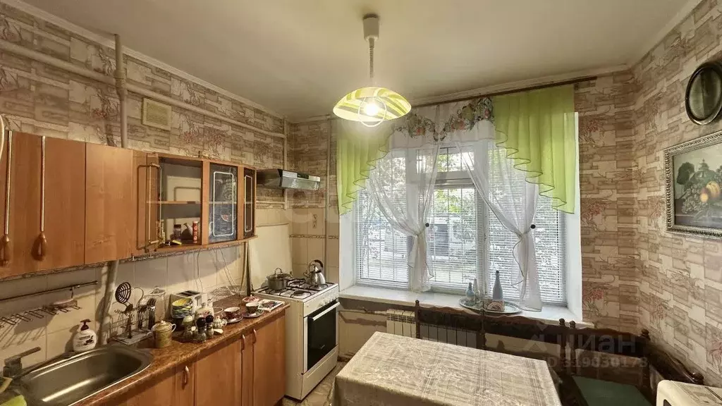 3-к кв. Крым, Симферополь ул. Тургенева (79.7 м) - Фото 0