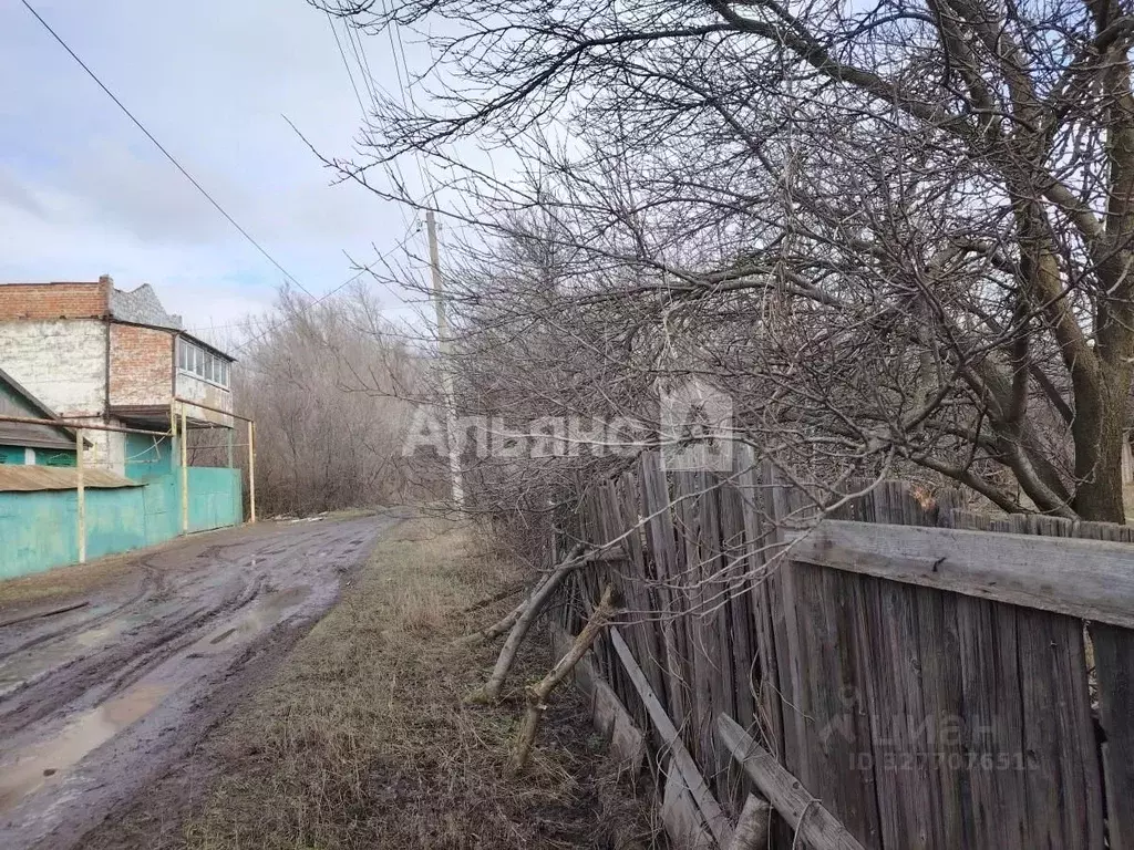 Участок в Ростовская область, Шахты Рабоче-Крестьянская ул. (6.0 сот.) - Фото 1