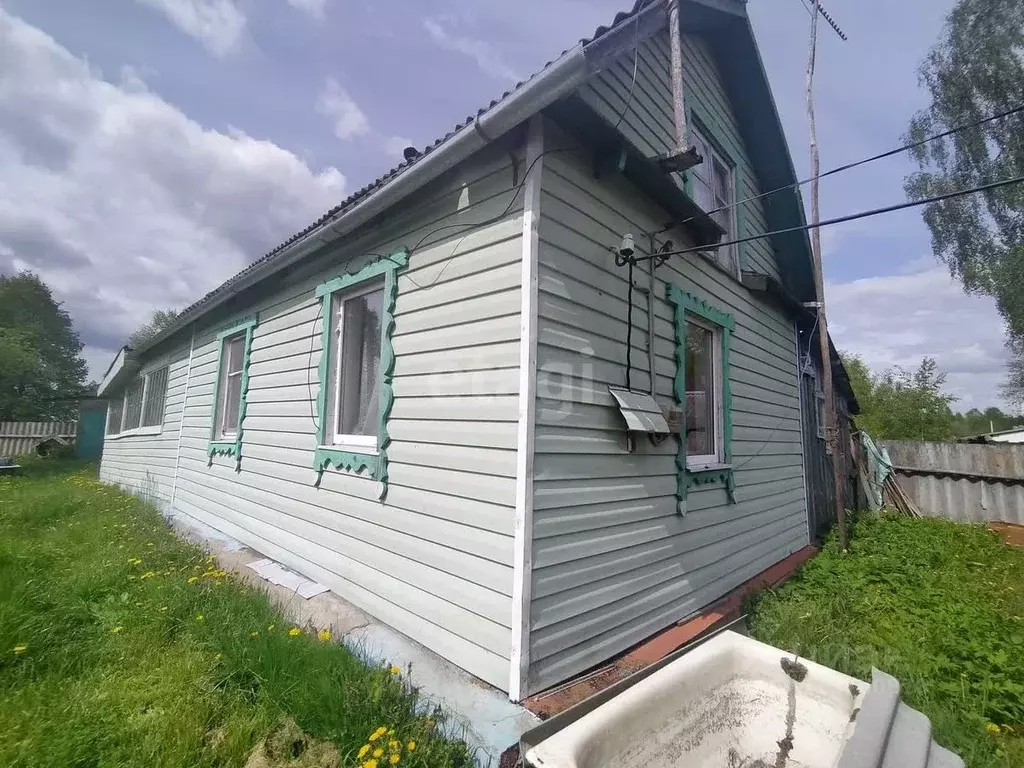 Дом в Калужская область, Барятинский район, Крисаново-Пятница с/пос, ... - Фото 1