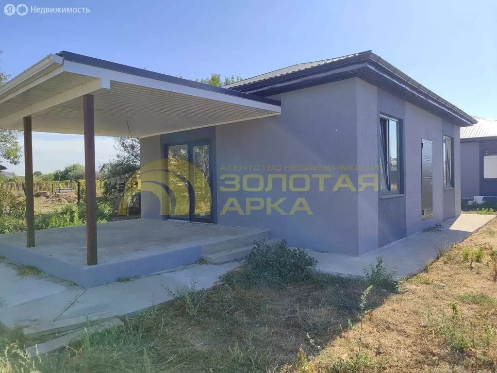 Дом в Тамань, улица Кирова, 127 (64 м) - Фото 1