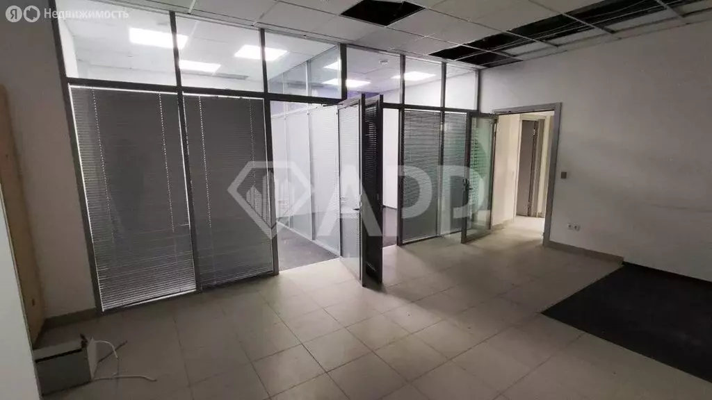 Помещение свободного назначения (136 м) - Фото 2