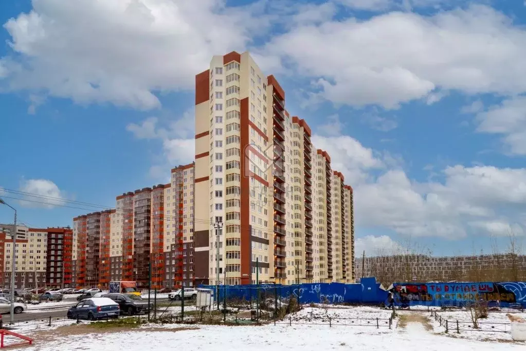 1-к кв. Ленинградская область, Мурино Всеволожский район, ул. Шоссе в ... - Фото 1