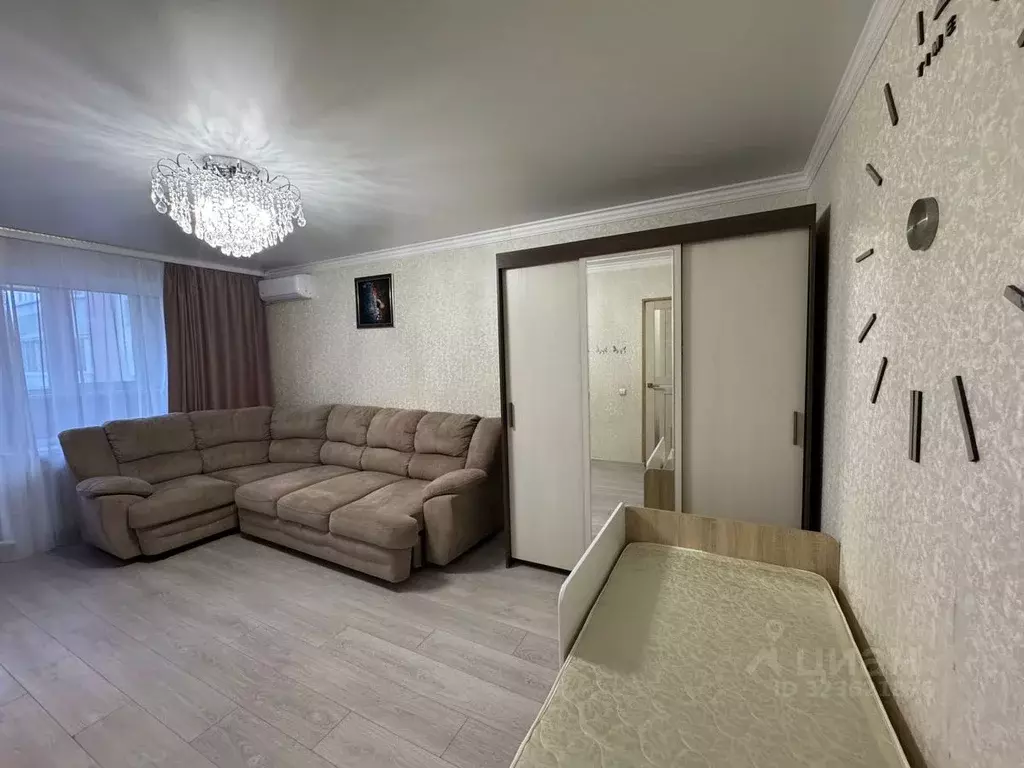 2-к кв. Брянская область, Брянск Уральский пер., 8/1 (54.0 м) - Фото 1