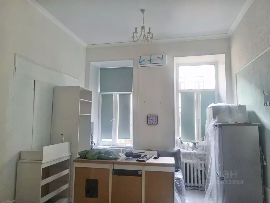 Комната Санкт-Петербург 12-я Васильевского острова линия, 33 (29.0 м) - Фото 1