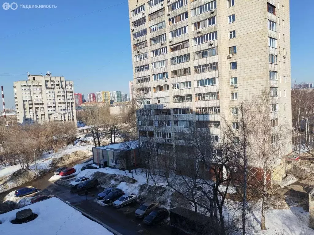 3-комнатная квартира: Казань, улица Латышских Стрелков, 25А (66.7 м) - Фото 2