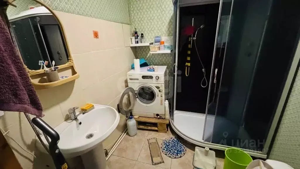 Дом в Бурятия, Гусиноозерск Селенгинский район, ул. Балданова, 10 (111 ... - Фото 1