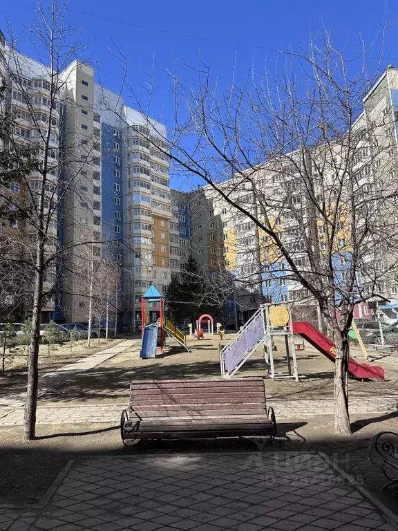 2-к кв. Красноярский край, Красноярск ул. Чернышевского, 102 (56.0 м) - Фото 1