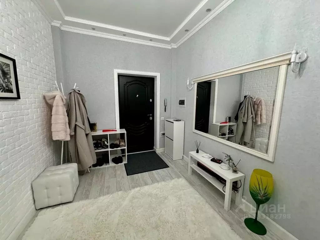 2-к кв. Крым, Симферополь ул. Битакская, 17 (55.0 м) - Фото 1