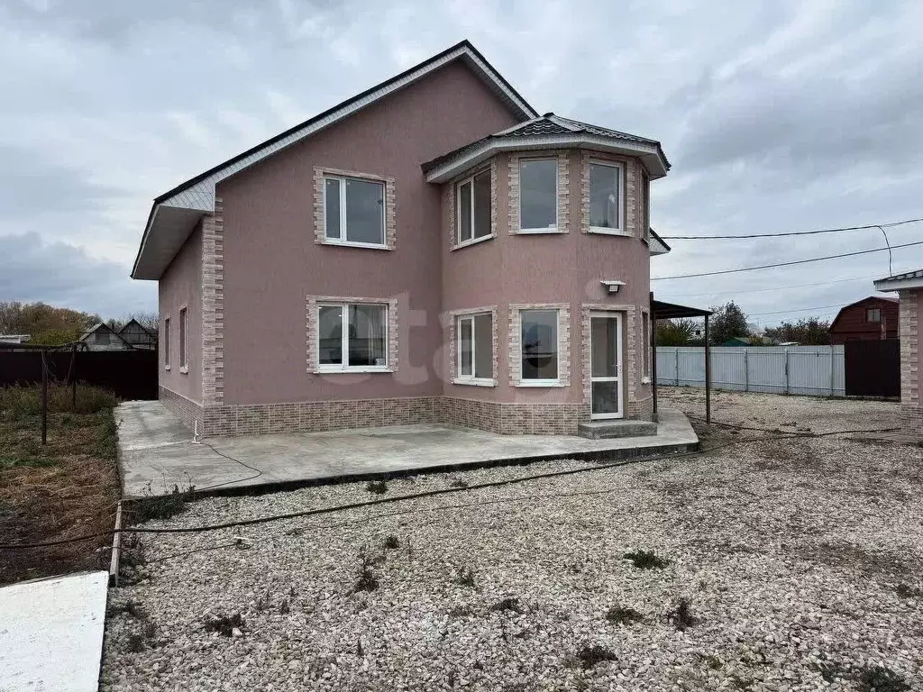 Дом в Самарская область, Кинельский район, Сколково с/пос, с. Бузаевка ... - Фото 1