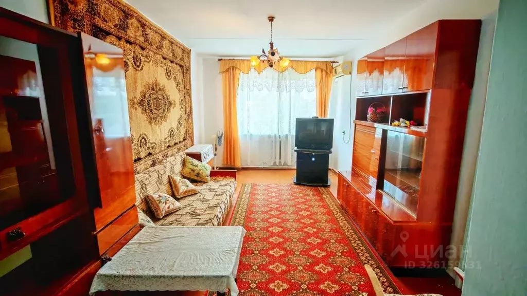 3-к кв. Краснодарский край, Лабинск ул. Ленина, 1/1 (53.4 м) - Фото 1