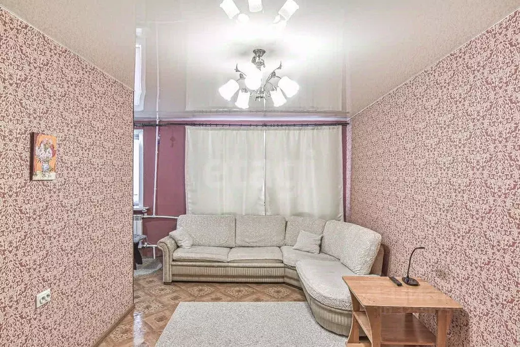 2-к кв. Сахалинская область, Южно-Сахалинск Сахалинская ул., 43 (46.2 ... - Фото 1