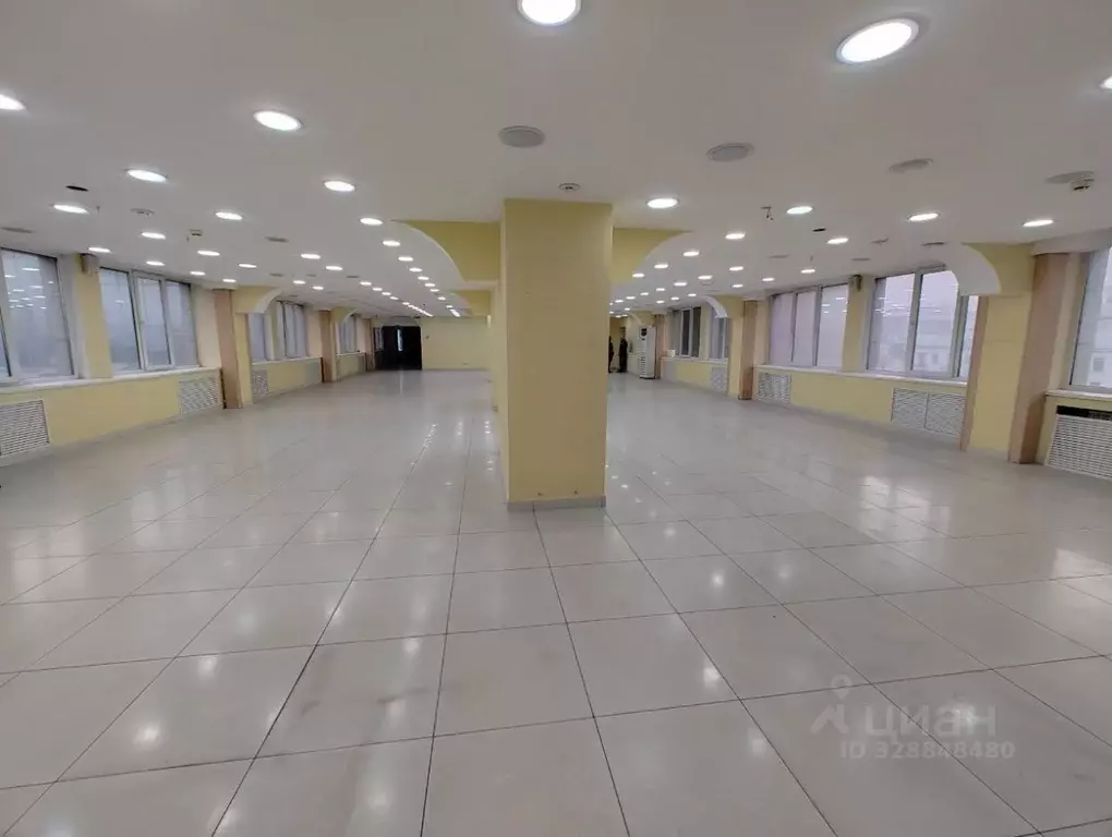 Помещение свободного назначения в Белгородская область, Белгород ул. ... - Фото 1