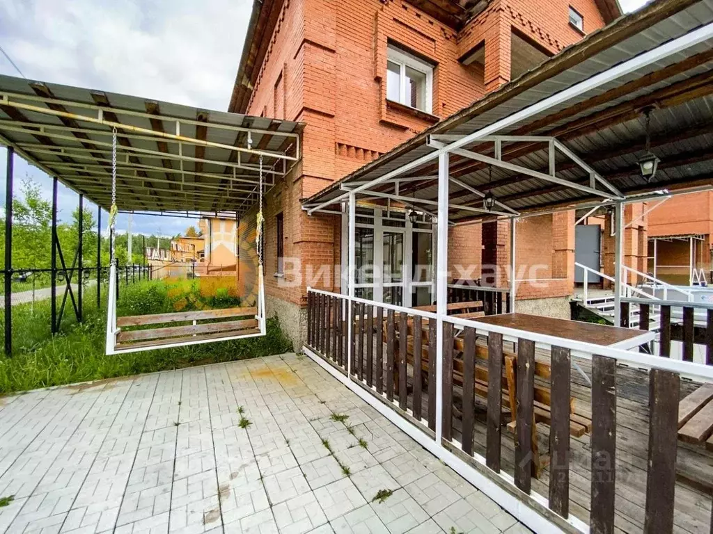 Дом в Новосибирская область, Новосибирск ул. Юрия Магалифа, 2 (250 м) - Фото 2