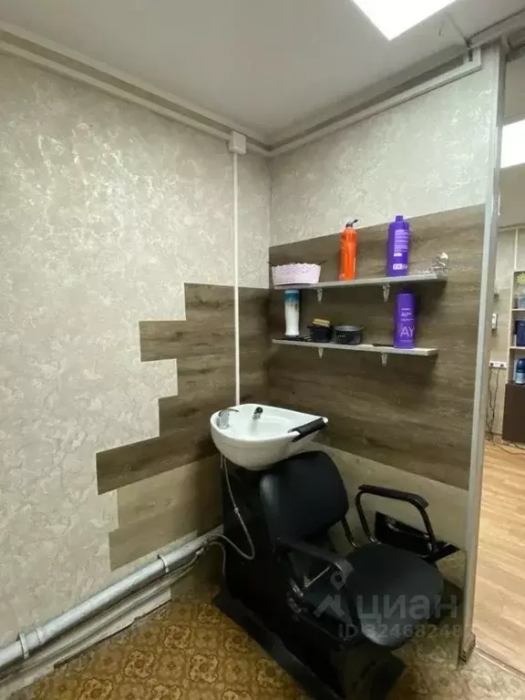 Помещение свободного назначения в Иркутская область, Братск ул. ... - Фото 1