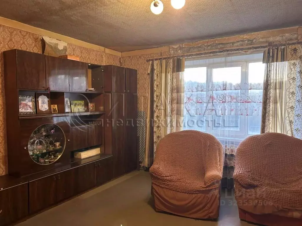 3-к кв. Ленинградская область, Лодейнопольский район, Доможировское ... - Фото 0