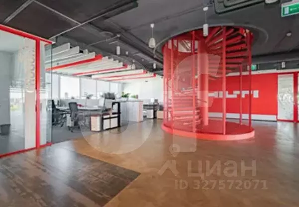 Офис в Московская область, Химки Ленинградская ул., с25 (7200 м) - Фото 1