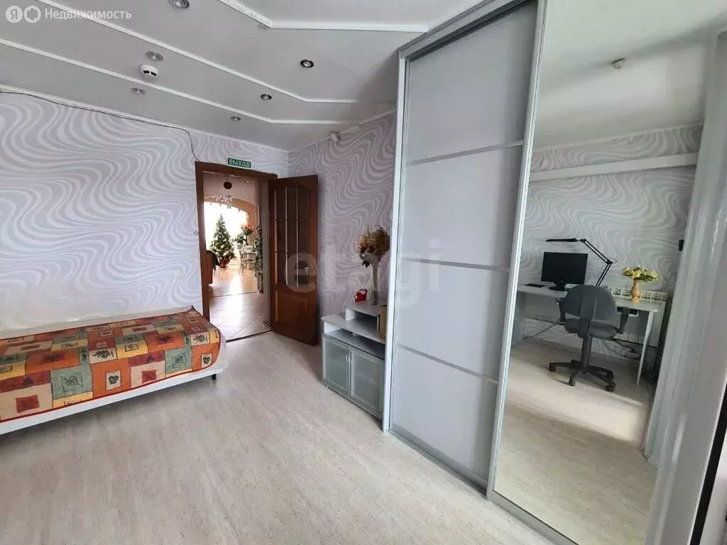 2-комнатная квартира: Котлас, проспект Мира, 26А (77 м) - Фото 1