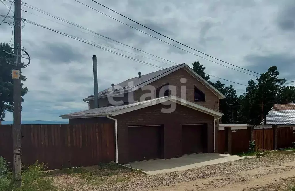 Дом в Бурятия, Улан-Удэ ул. Владимира Высоцкого, 13А (221 м) - Фото 1