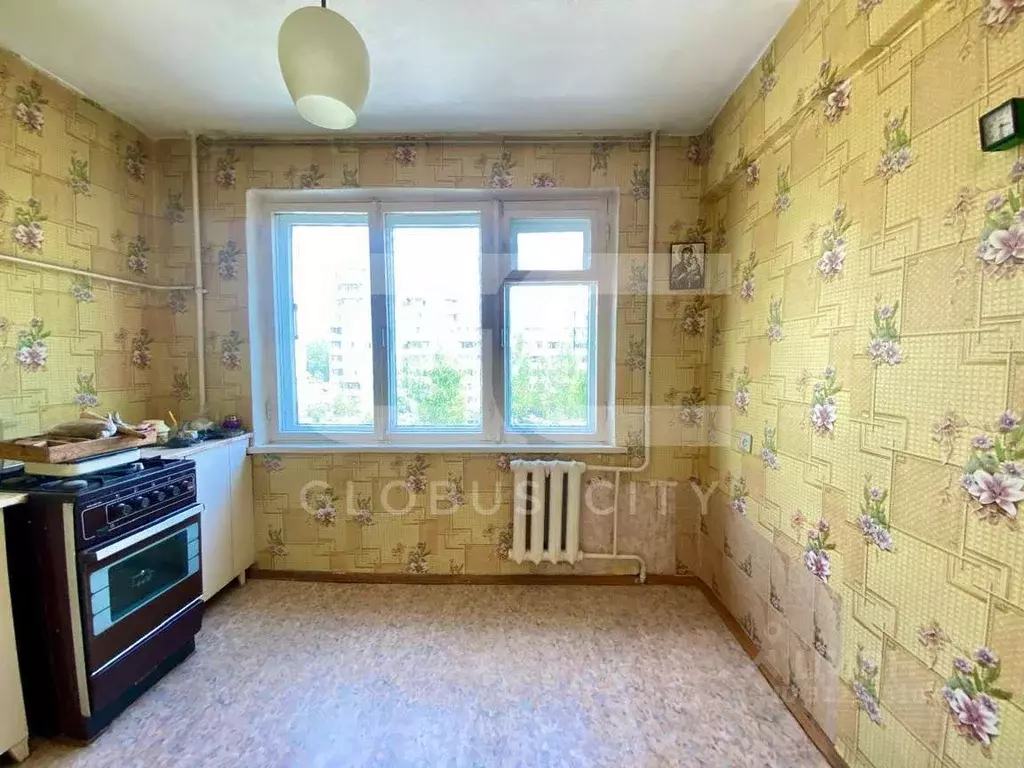 2-к кв. Брянская область, Брянск ул. Есенина, 6 (50.7 м) - Фото 0