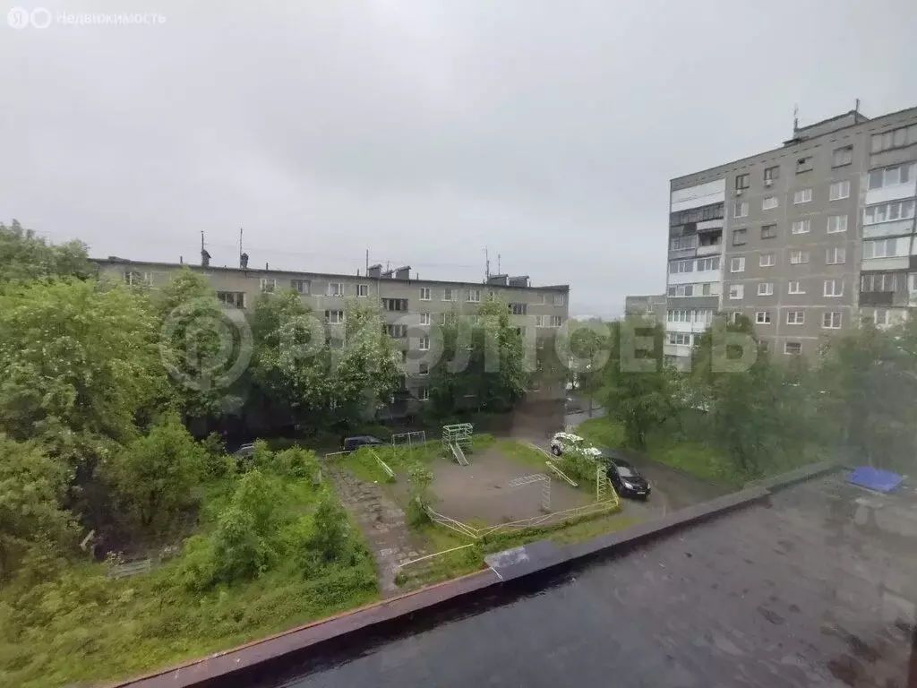 2-комнатная квартира: Мурманск, проспект Героев-Североморцев, 11к2 ... - Фото 1