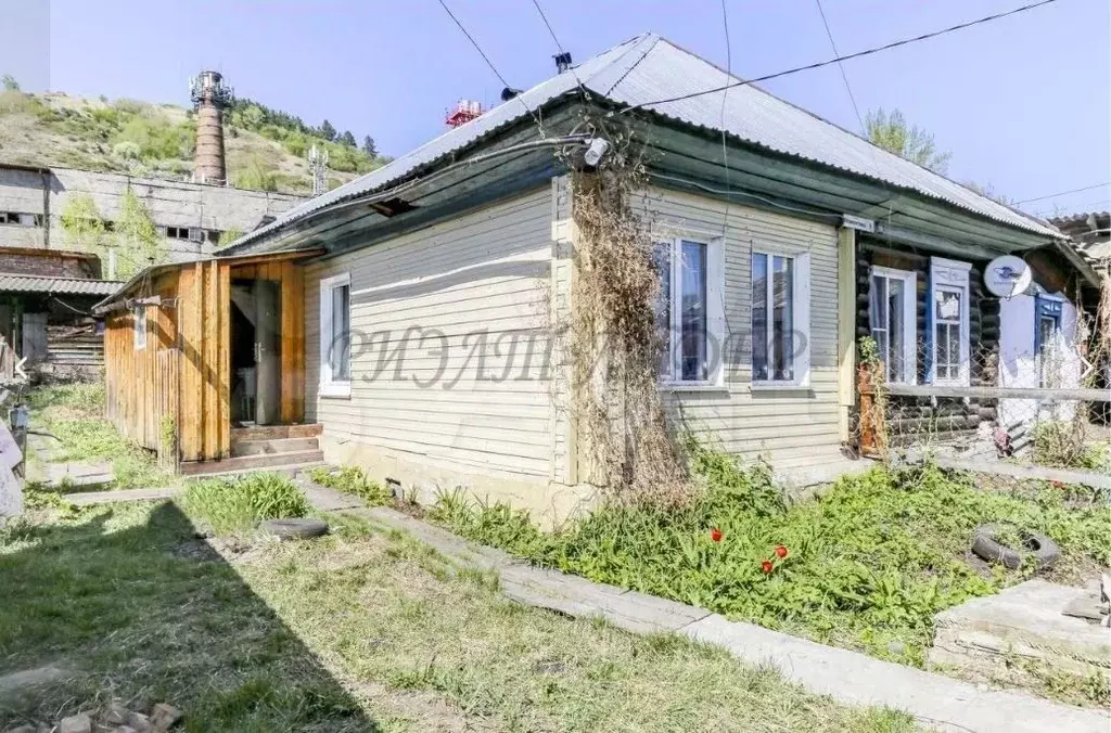 Дом в Алтай, Горно-Алтайск Коммунистический просп. (25 м) - Фото 1