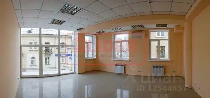 Офис в Севастополь ул. Суворова, 39А (48 м) - Фото 0