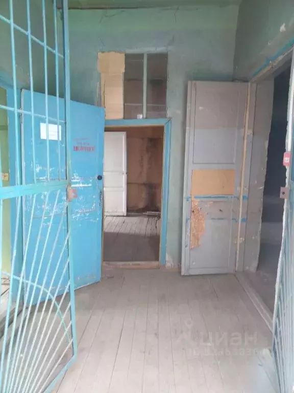 Гараж в Челябинская область, с. Варна ул. Советская, 131 (371 м) - Фото 2