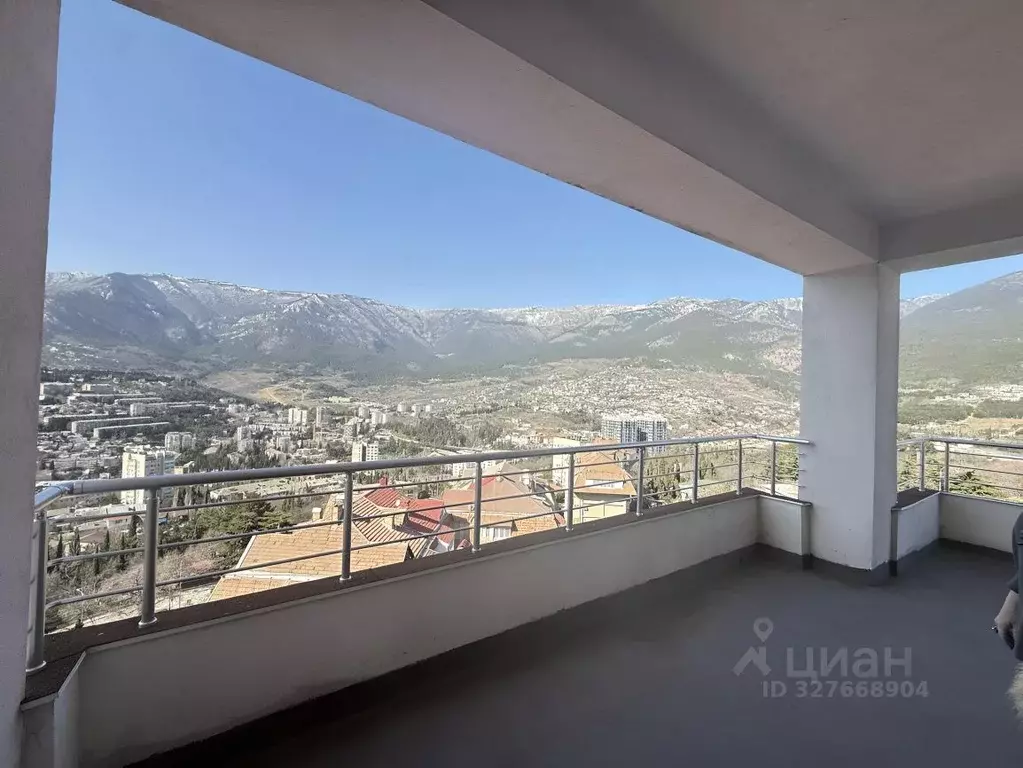 3-к кв. Крым, Ялта ул. Екатерининская, 8 (71.0 м) - Фото 1