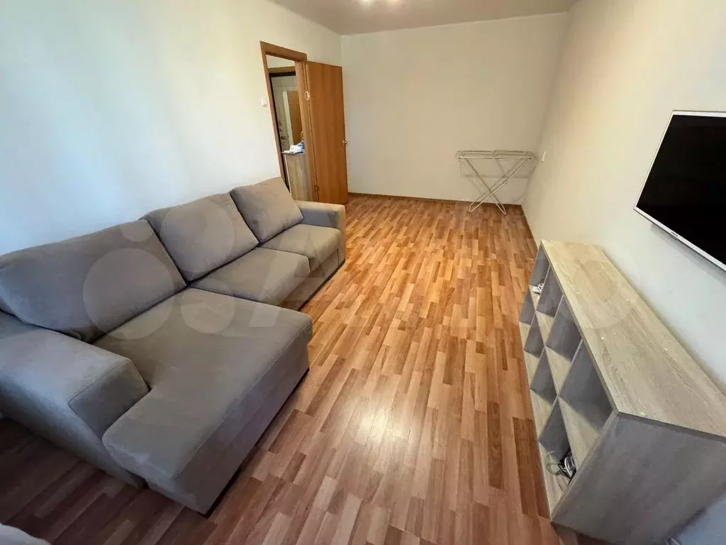 1-к. квартира, 37 м, 6/9 эт. - Фото 0