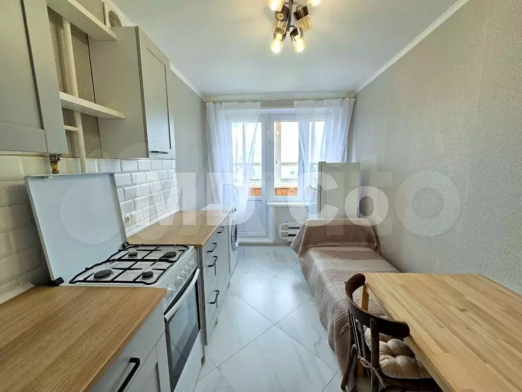 1-к. квартира, 37 м, 9/12 эт. - Фото 1